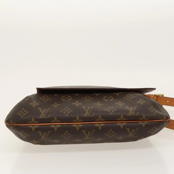 LOUIS VUITTON Monogram Musette Shoulder Bag - Picture 5 of 15